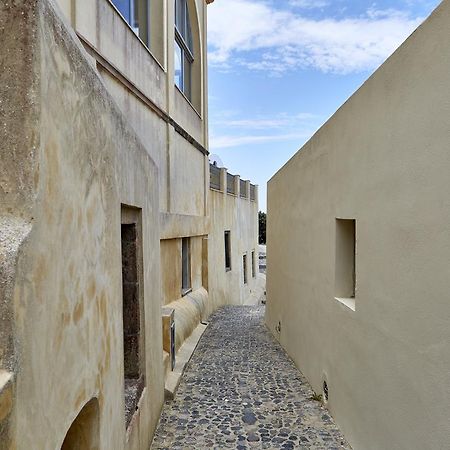 Pýrgos White & Co. La Torre Suites מראה חיצוני תמונה