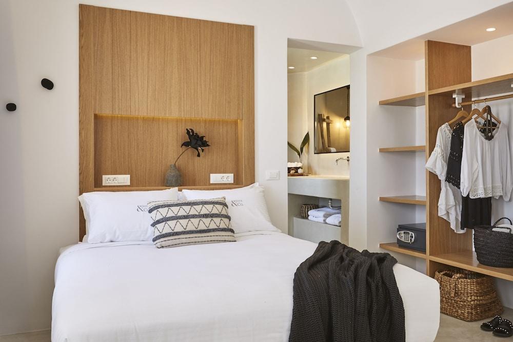 Pýrgos White & Co. La Torre Suites מראה חיצוני תמונה