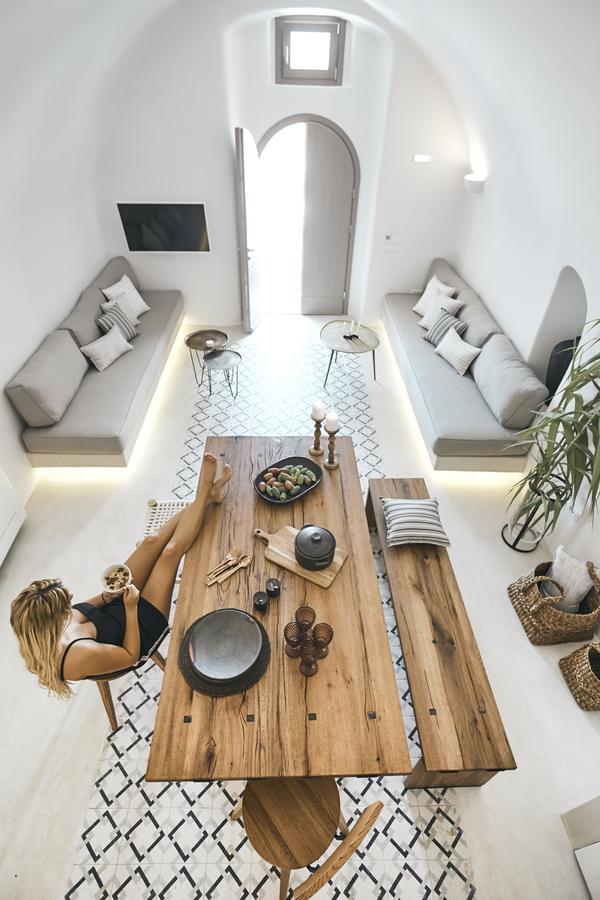 Pýrgos White & Co. La Torre Suites מראה חיצוני תמונה